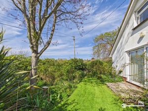 Side- click for photo gallery